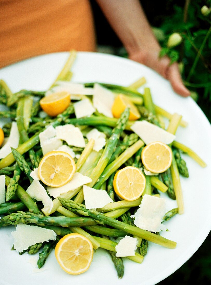 Asparagus with parmesan and lemons