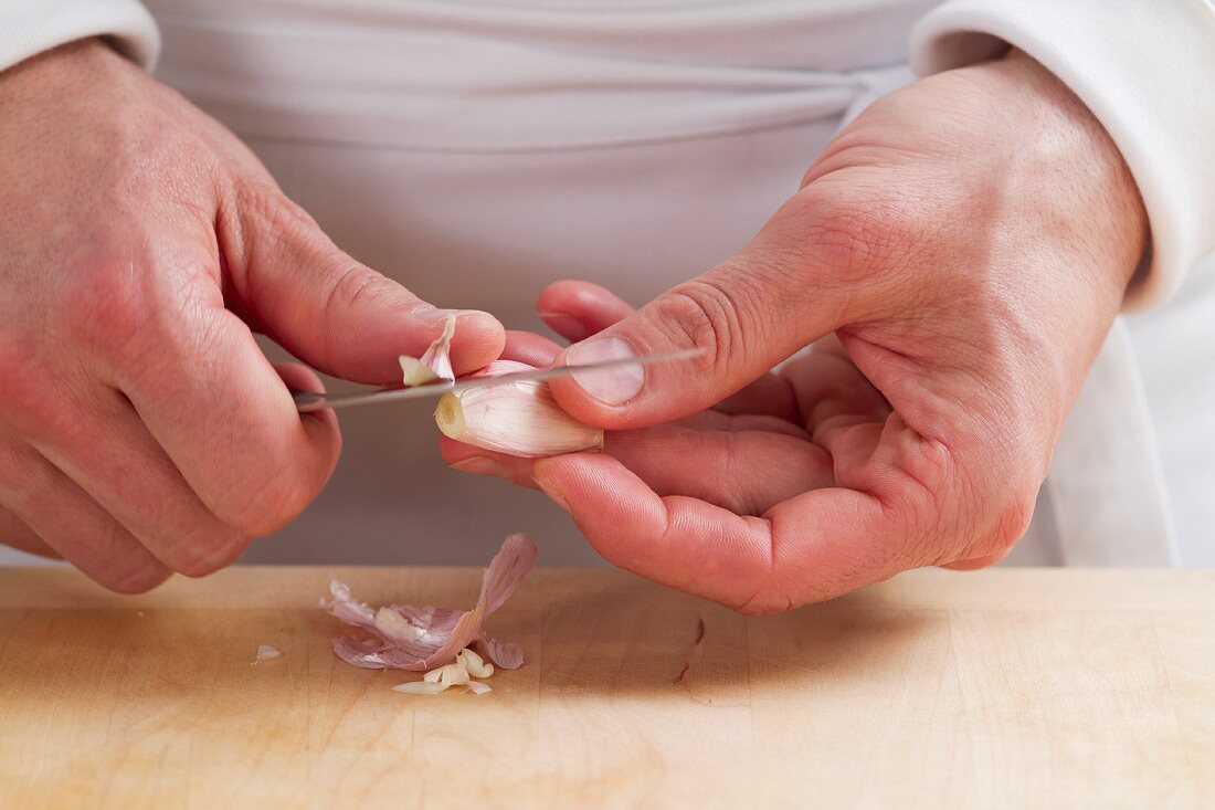 Peeling garlic cloves
