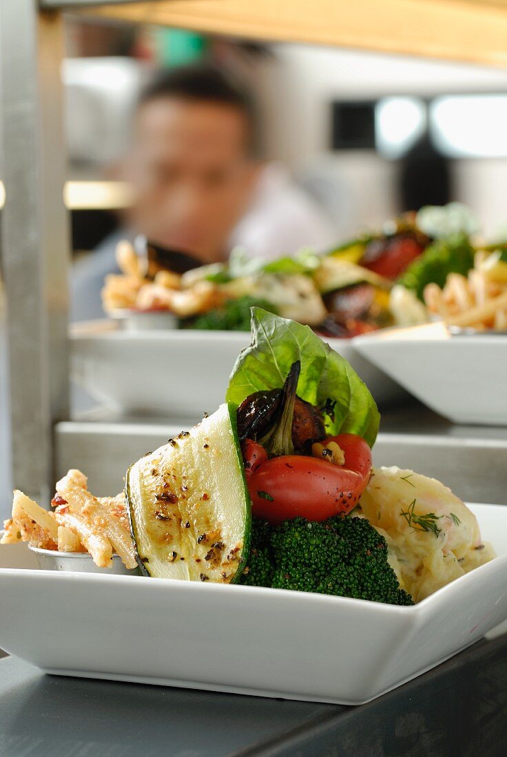 Antipasti (courgette, broccoli, tomatoes)