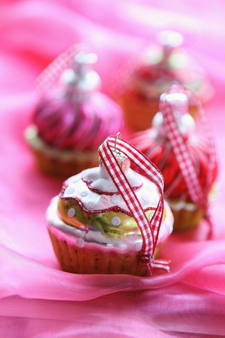 Cupcake Christmas tree baubles