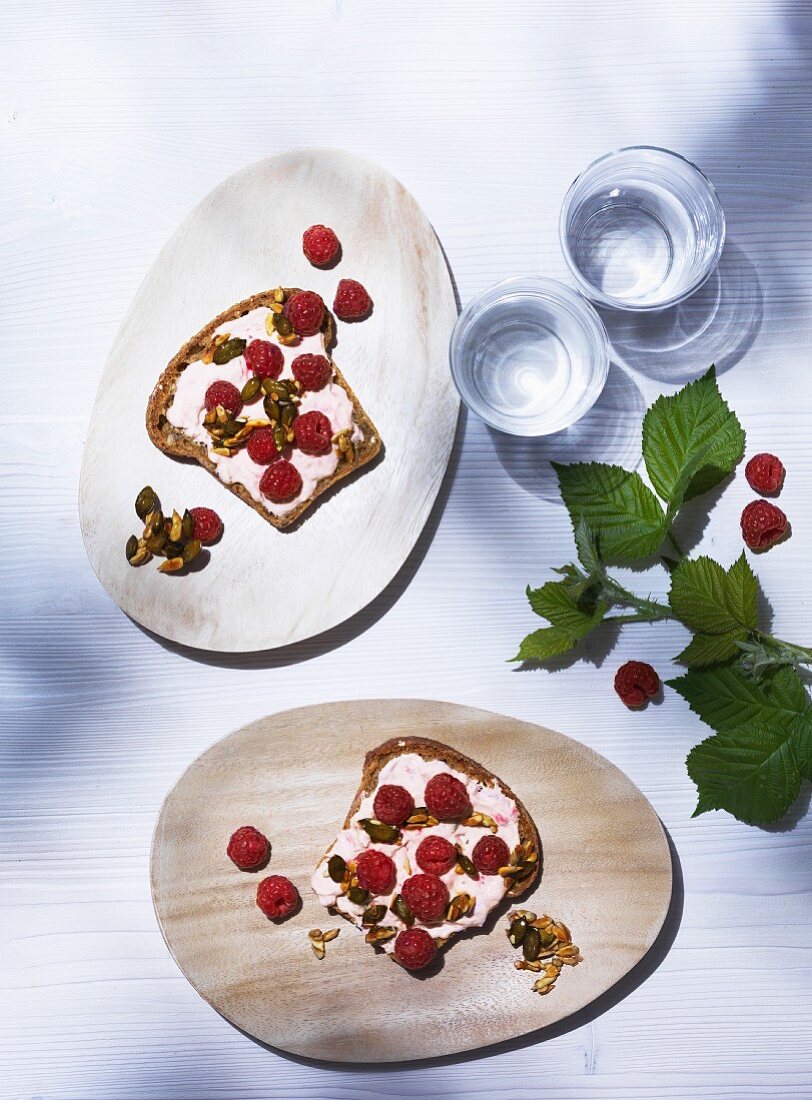 Bread topped with raspberry and ricotta cream