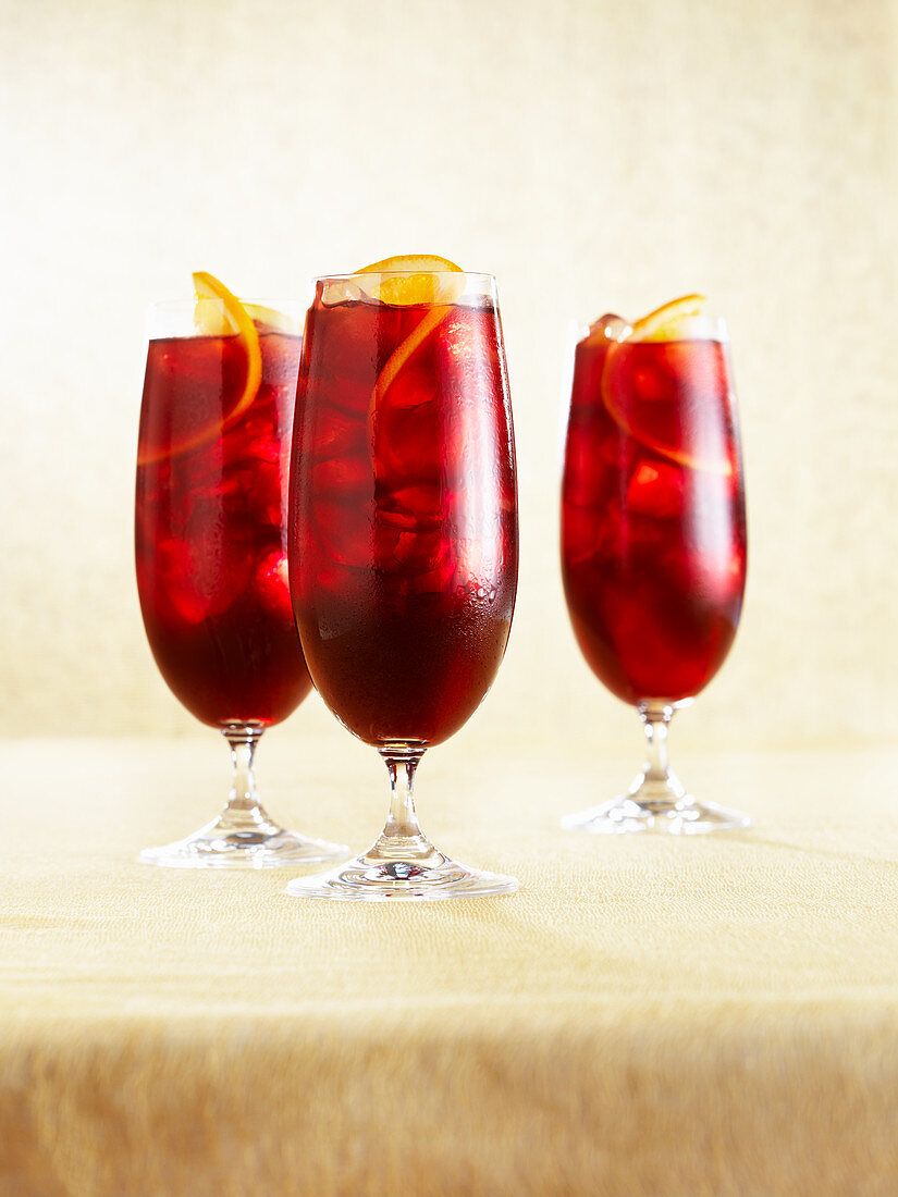 Grand pomegranate (cocktail with Grand Marnier & pomegranate juice)