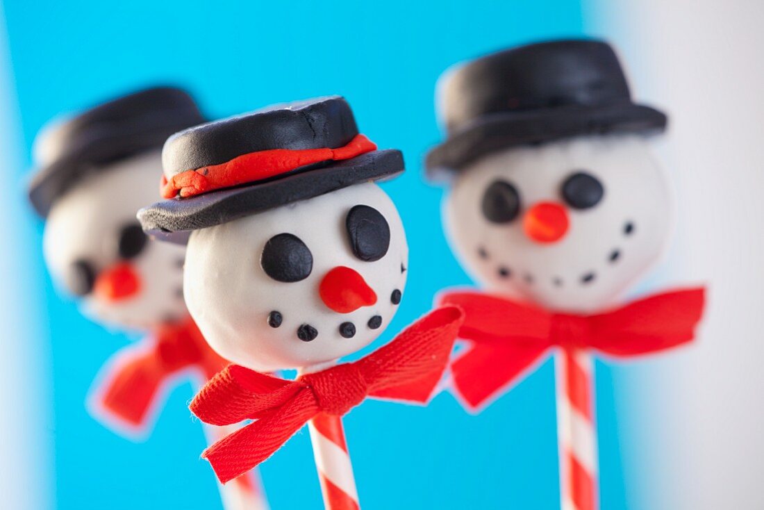 Snowmen cake pops