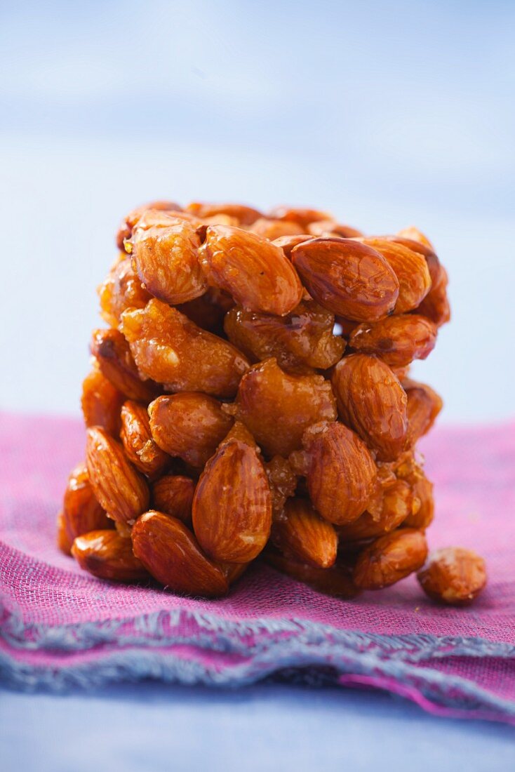 Caramelised almonds