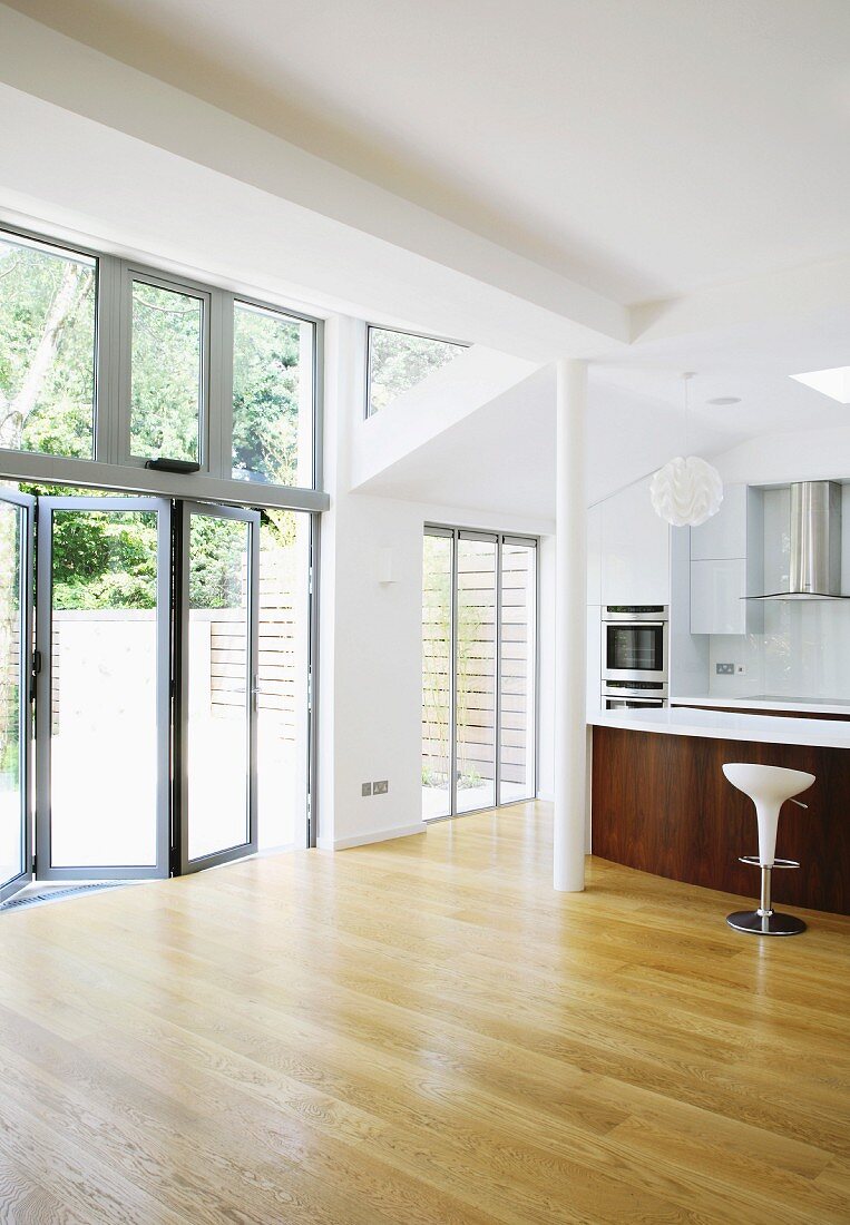 An open plan living room and kitchen