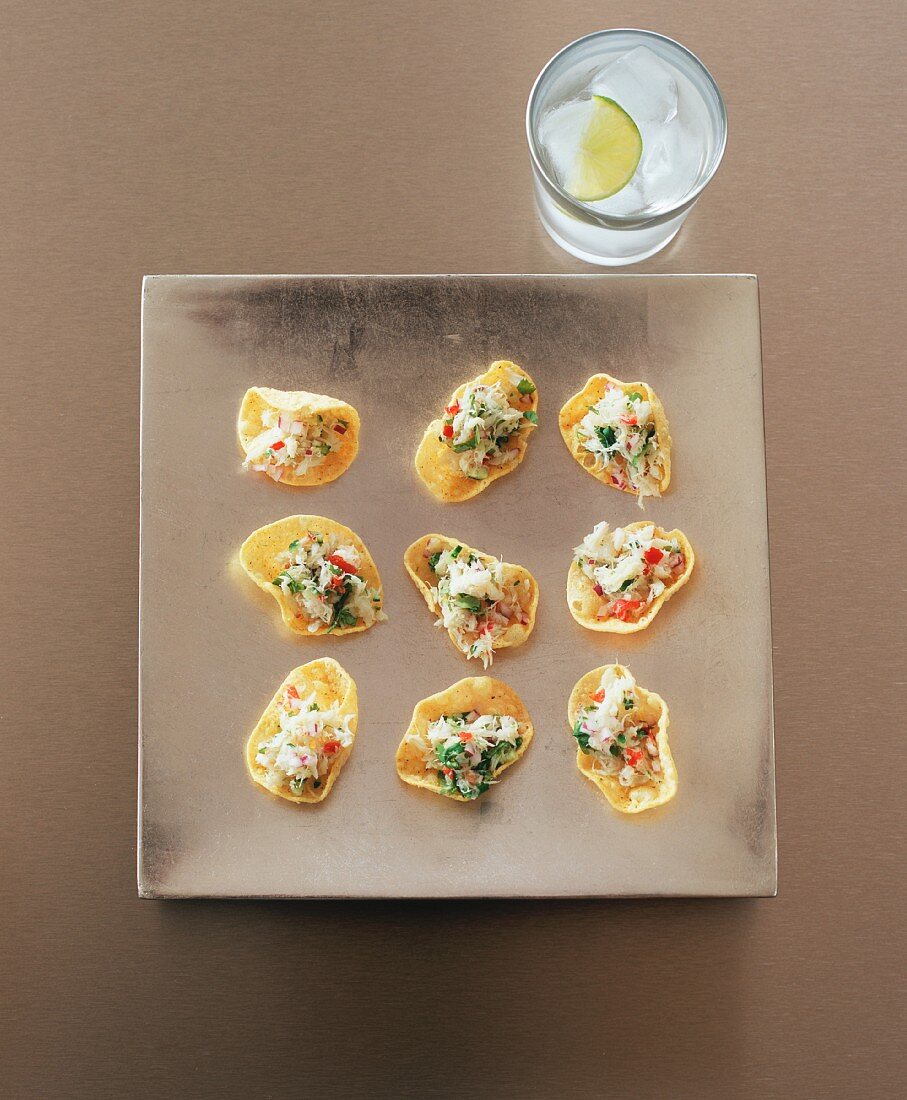 Crabmeat bites in crispy shells