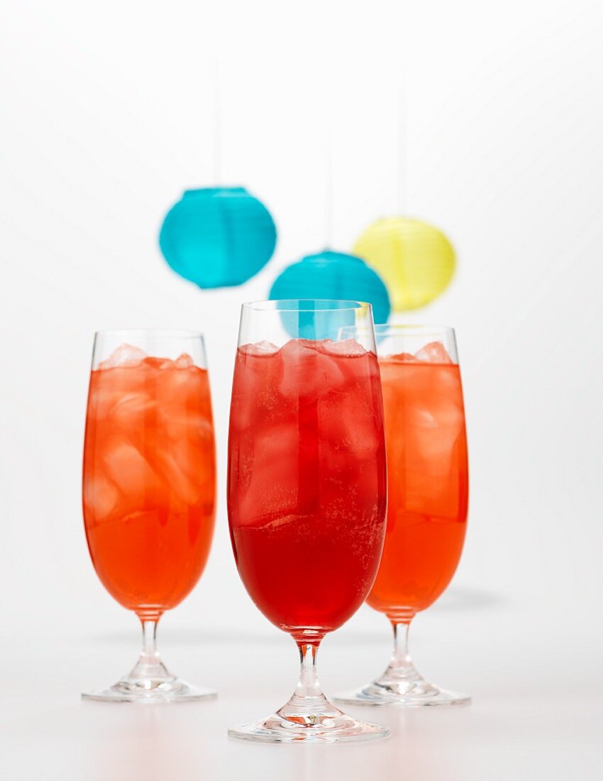 Drei Cocktail Coolers