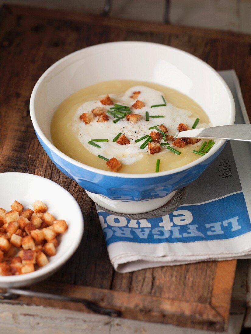 Potato soup with croutons and chives (France)