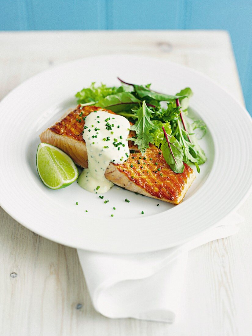 Salmon fillet with lime sauce