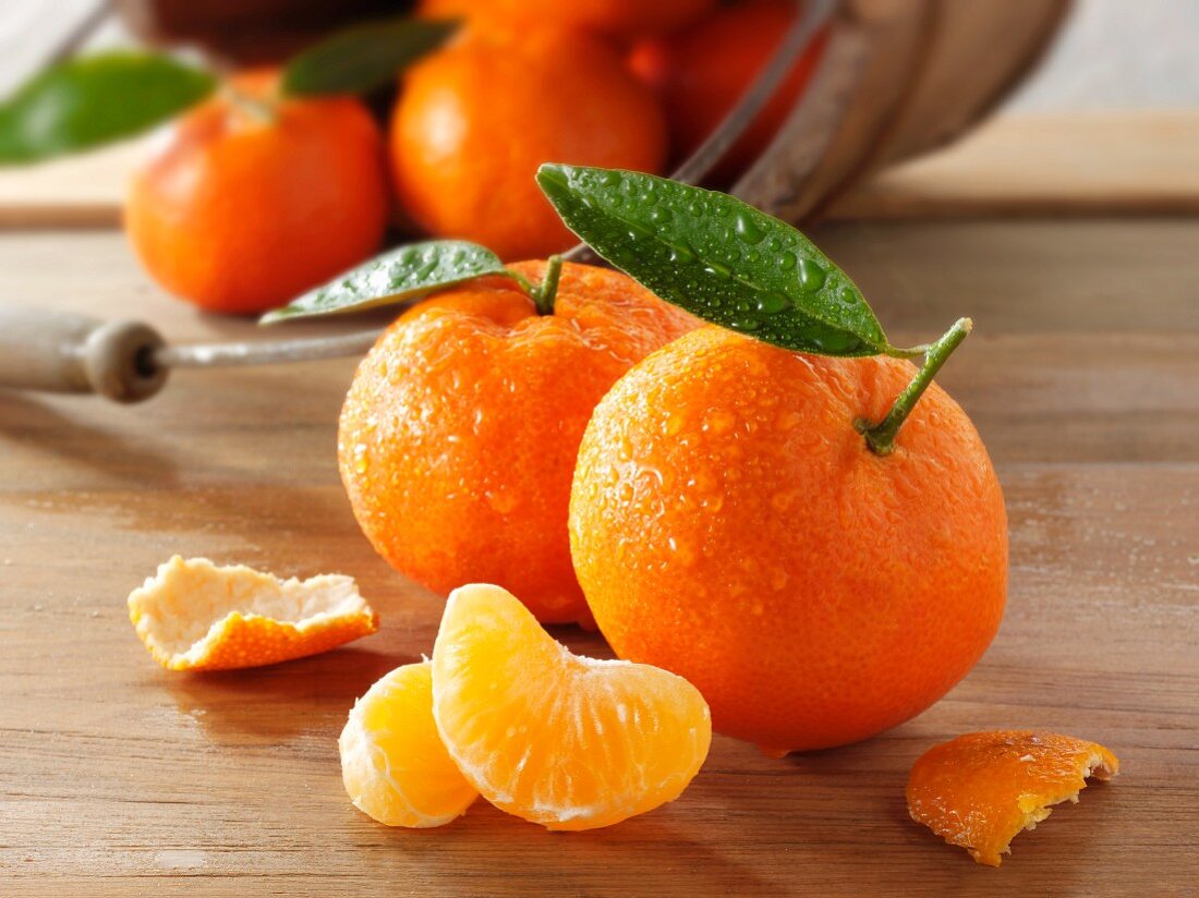 Still life with mandarines
