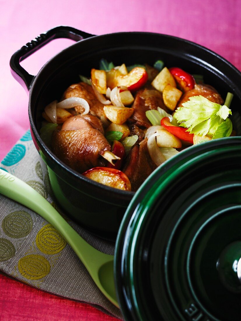 Chicken stew with cider and potatoes