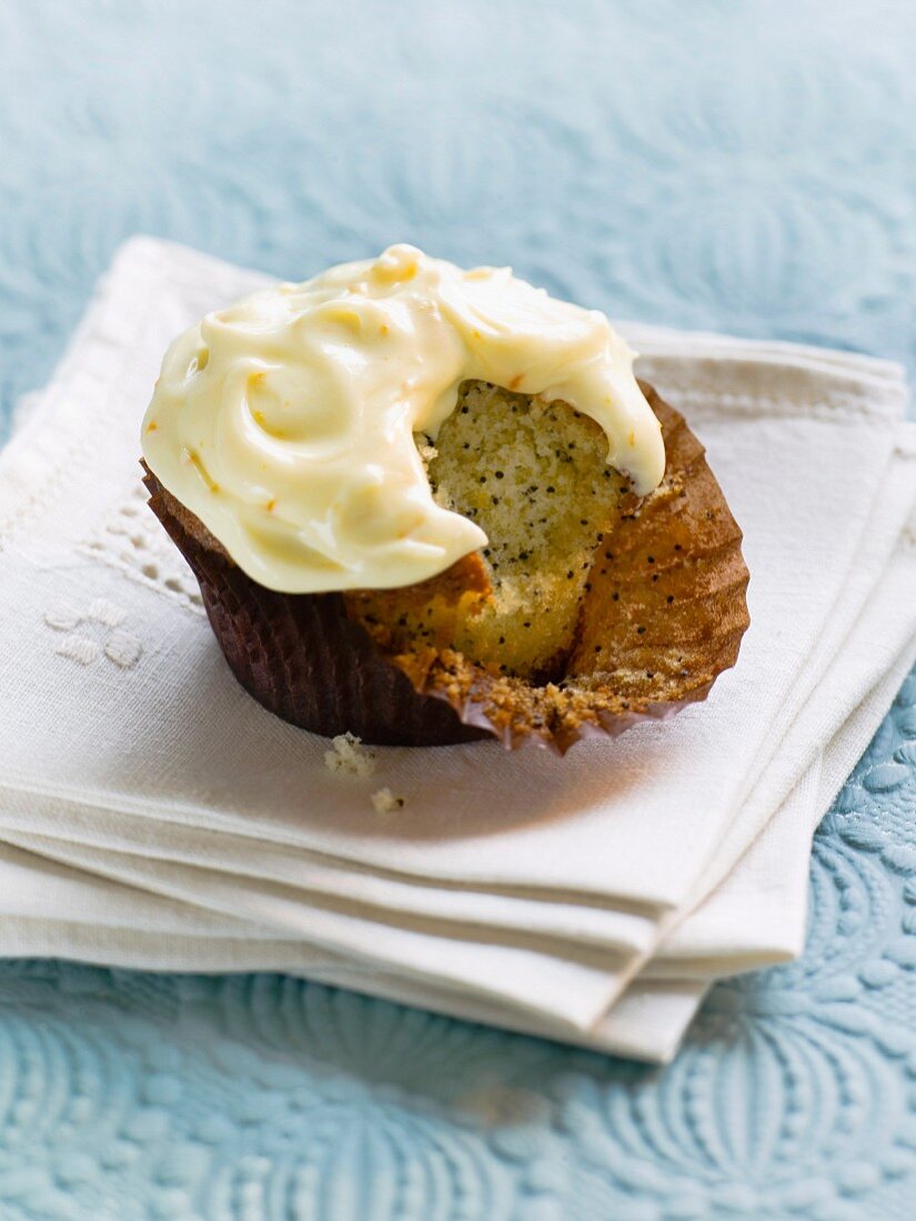 Cupcake with carrot and orange cream