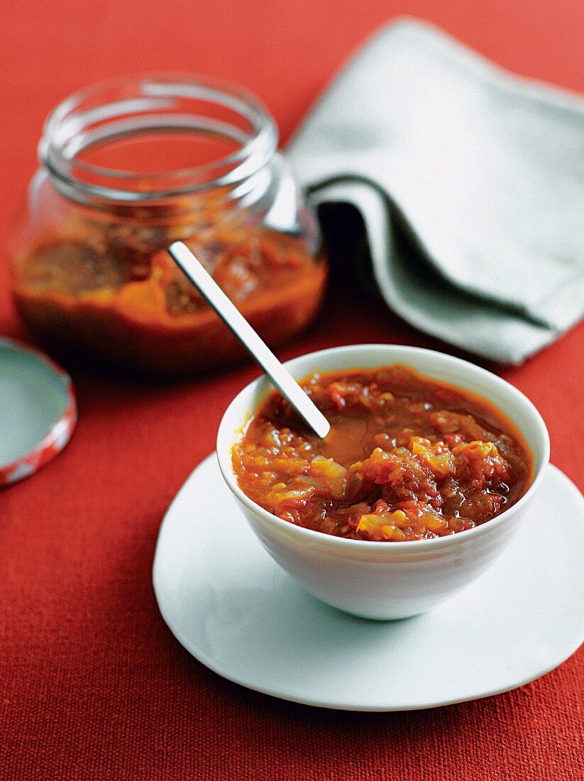 Tomatenmarmelade mit Ingwer und Chili