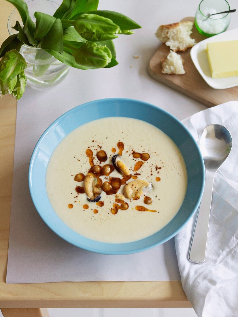 Cream of salt cod soup with mussels and chick peas