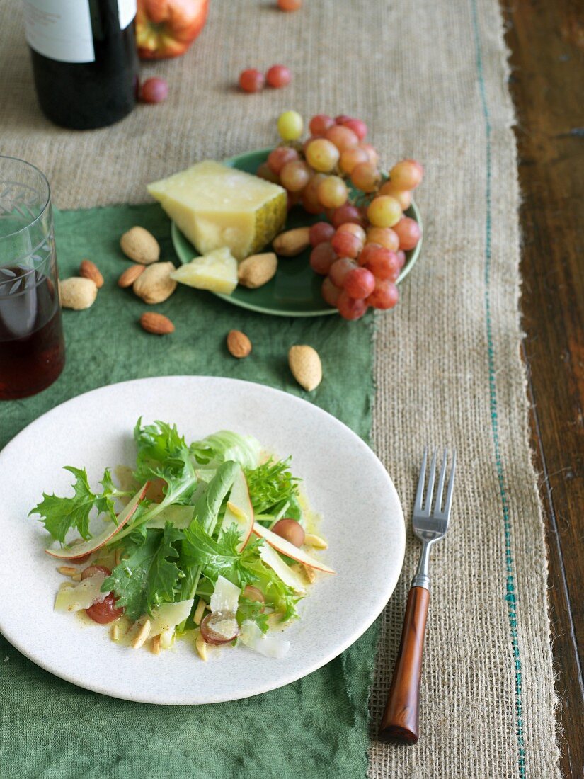 Field Green Salad with Almonds, Grapes and Manchego Cheese