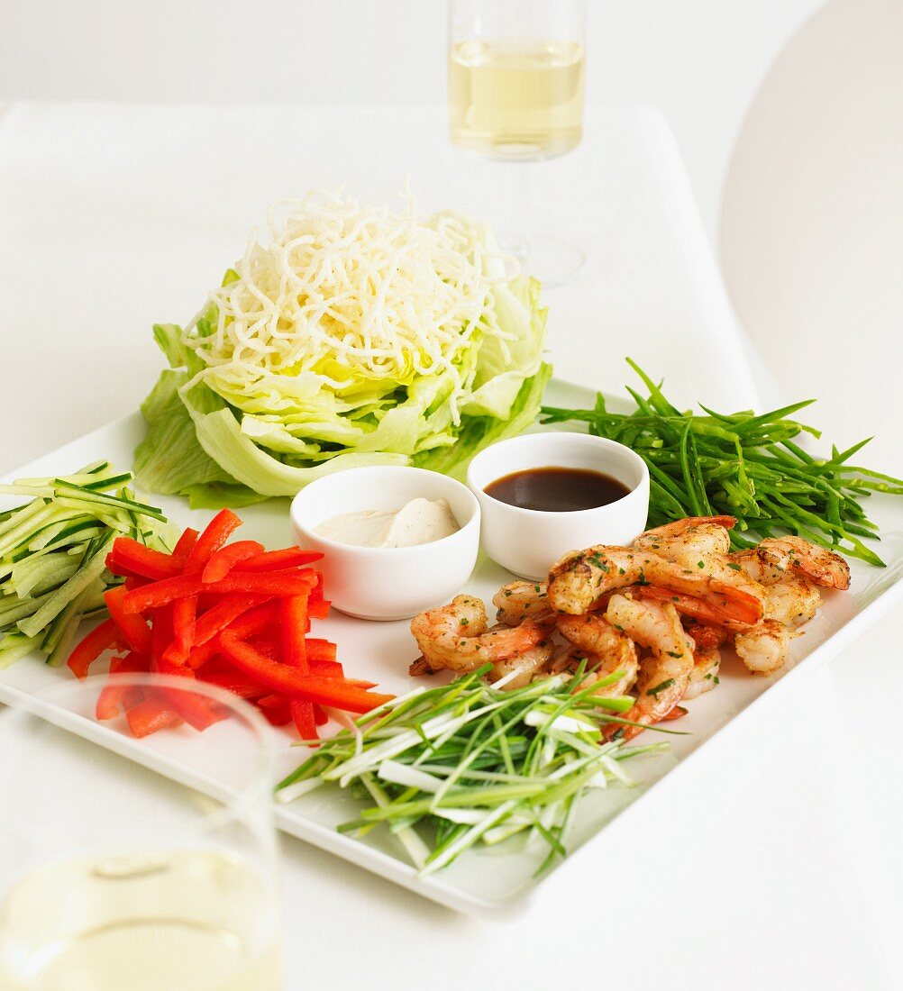 Grilled king prawns with salad ingredients