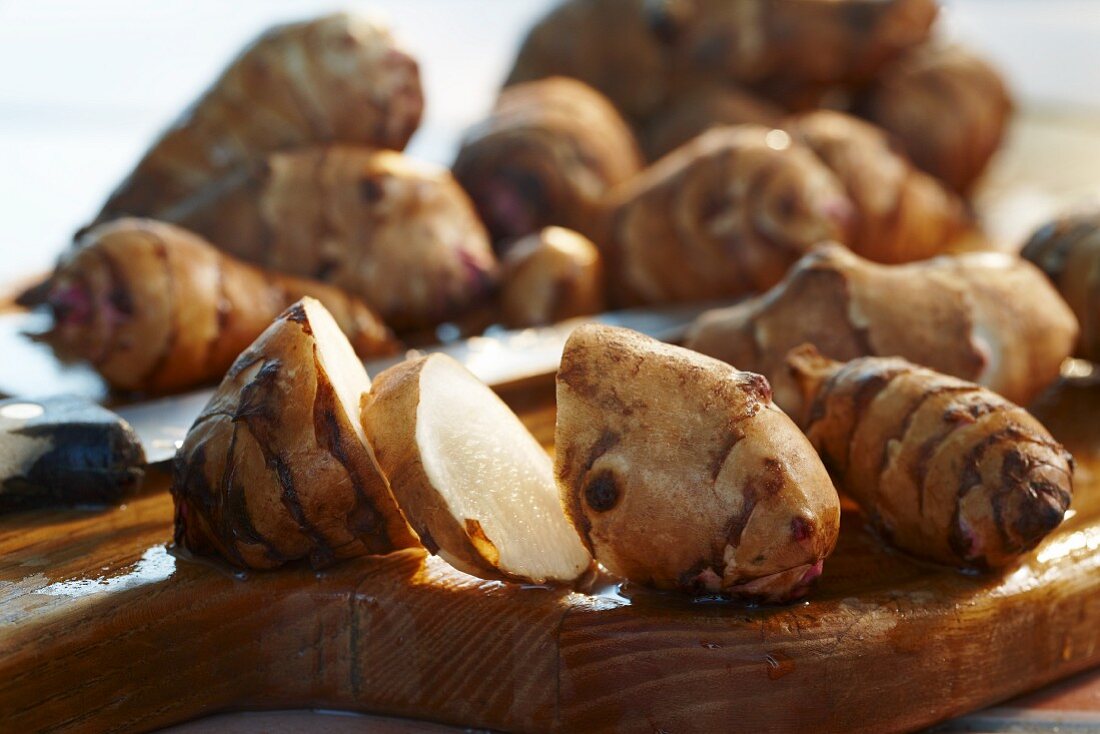 Jerusalem artichokes on a chopping board