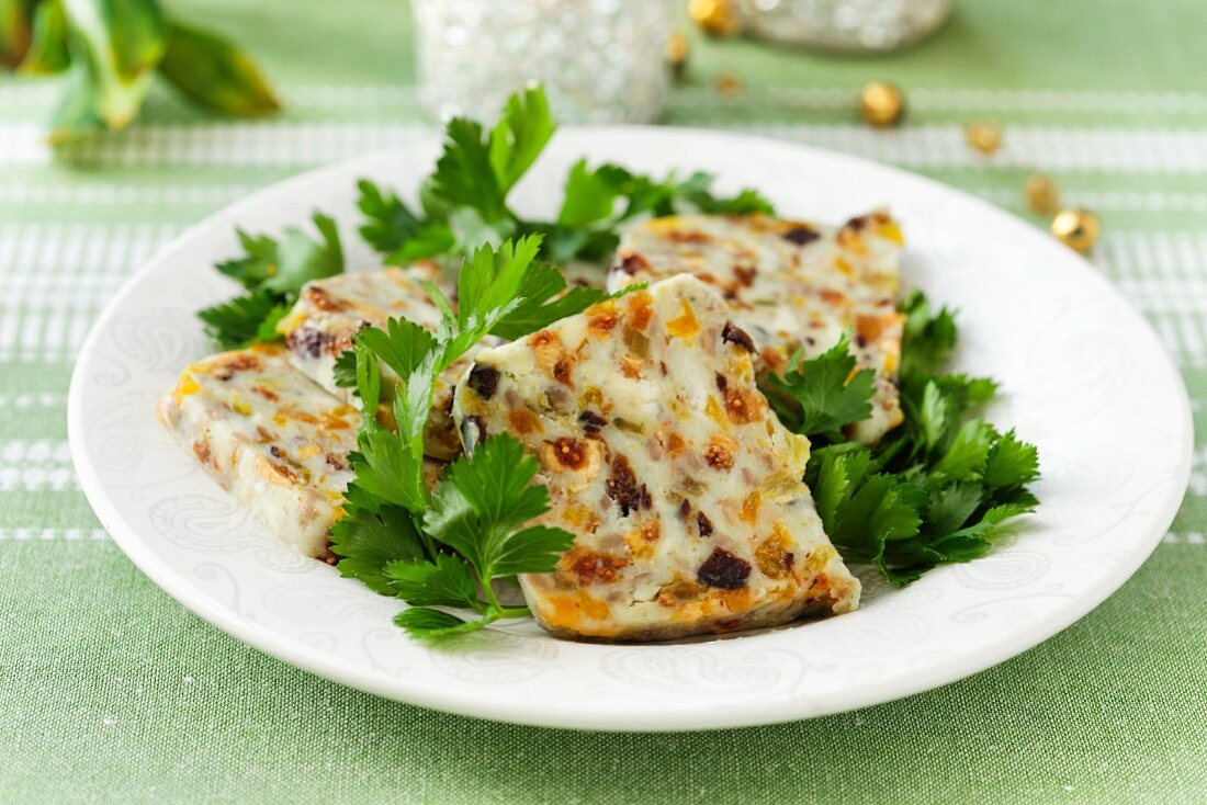 Quarkterrine mit Petersilie zu Ostern