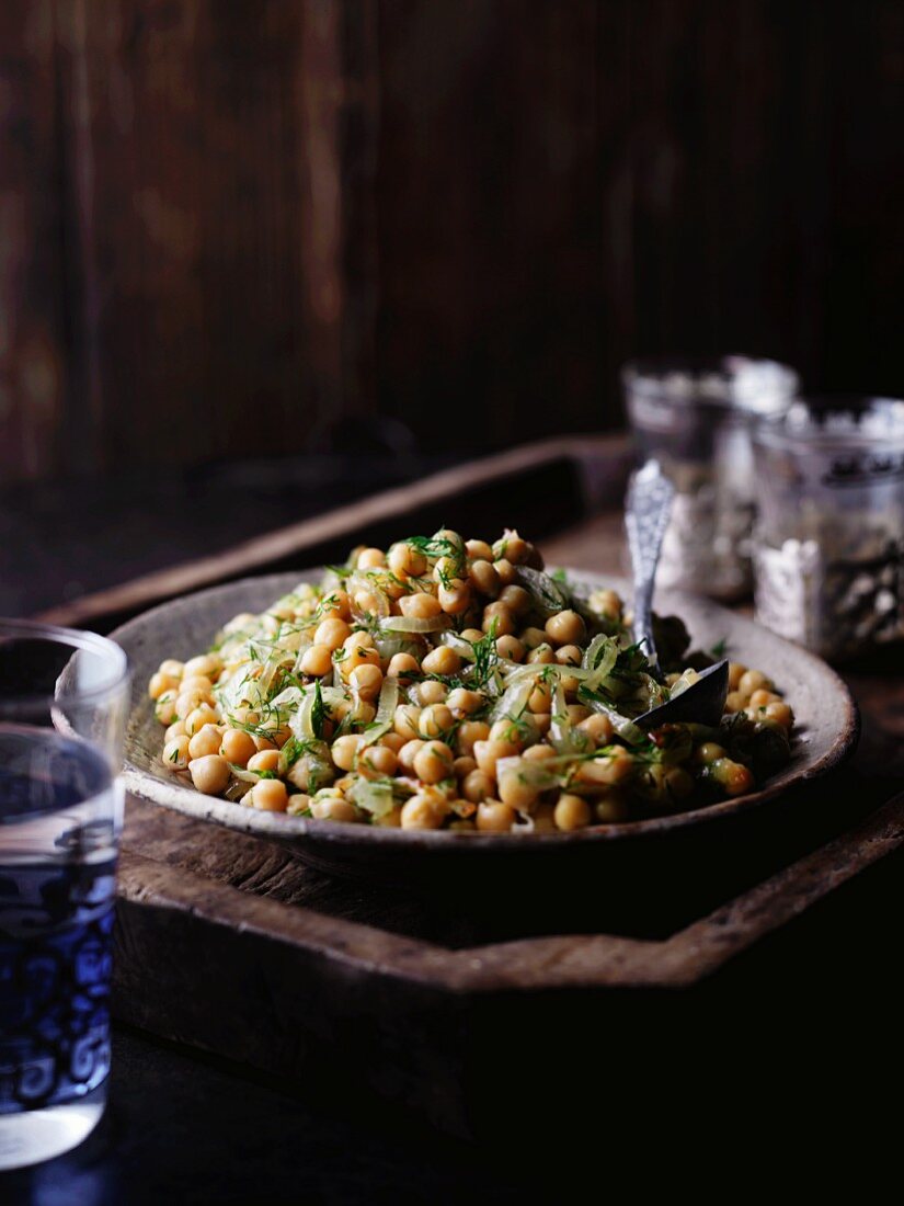 Chickpeas with fennel