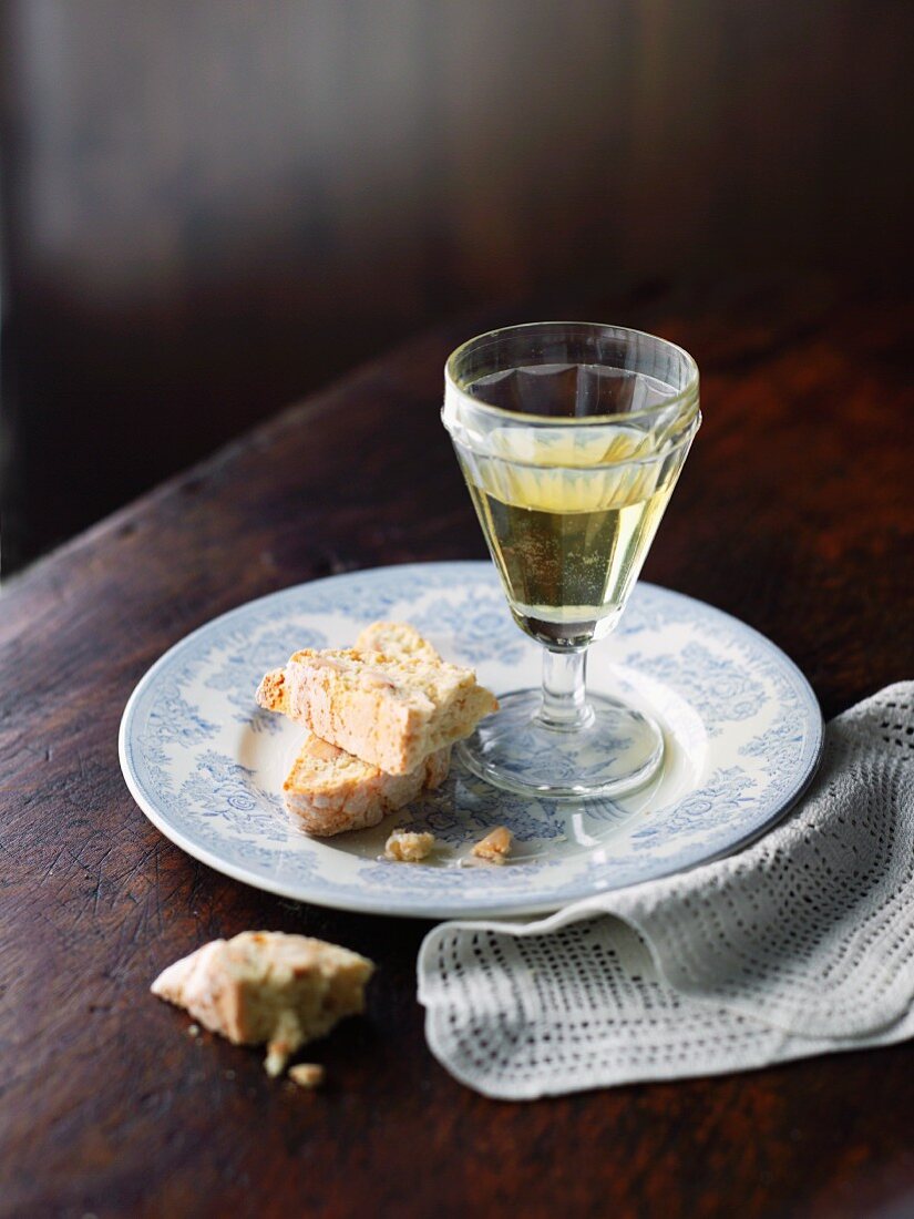 Cantuccini mit Dessertwein