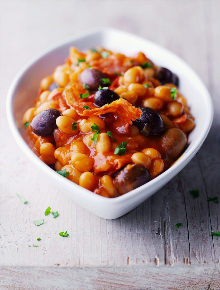 Beans in tomato sauce with chorizo