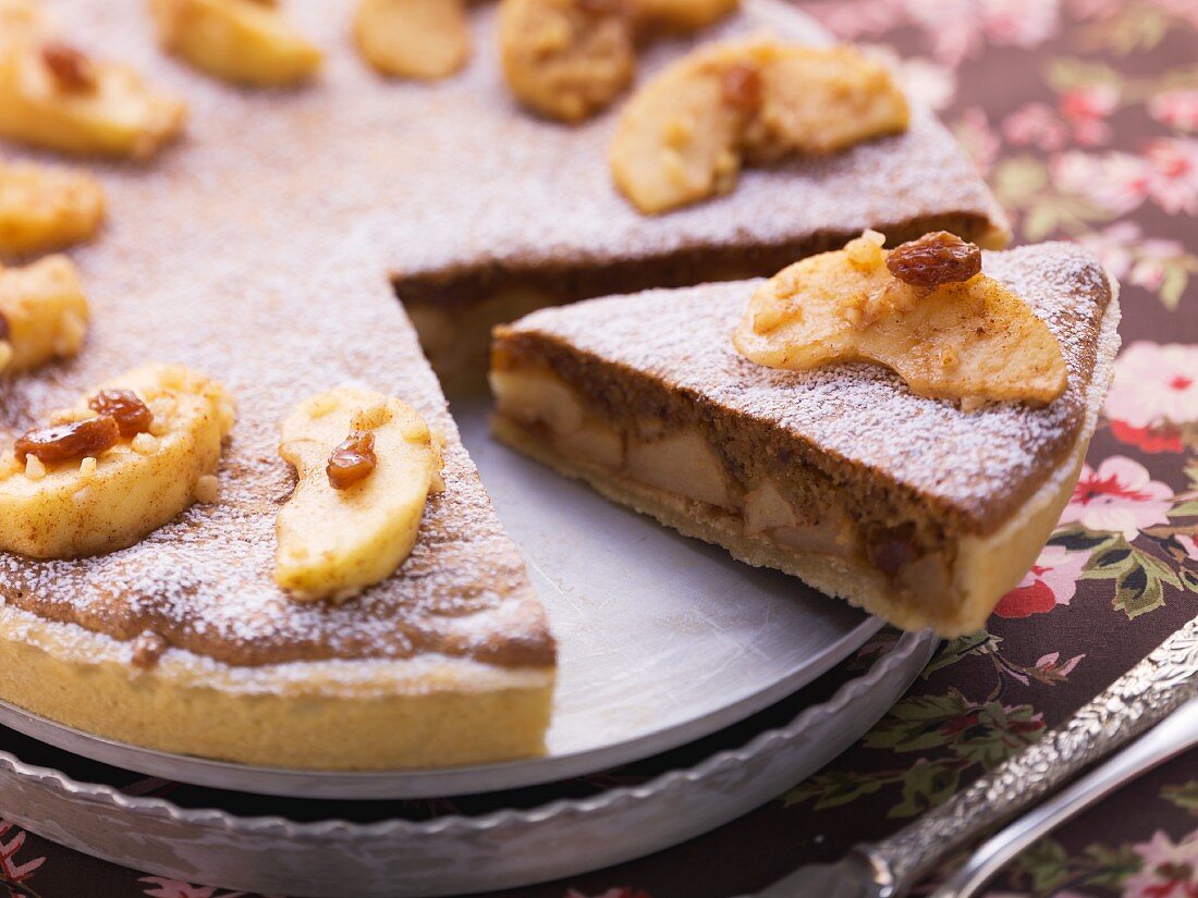 Baked apple tart, sliced