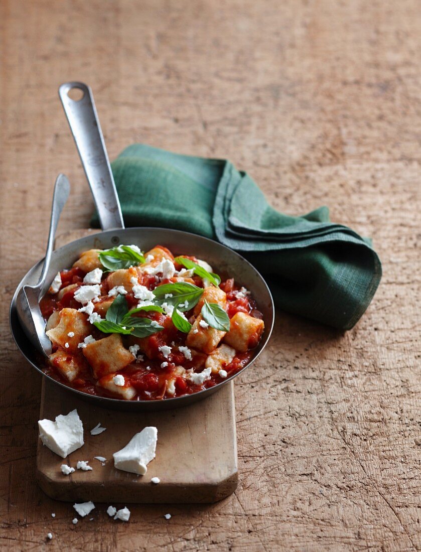 Ricotta-Gnocchi mit Tomatensauce