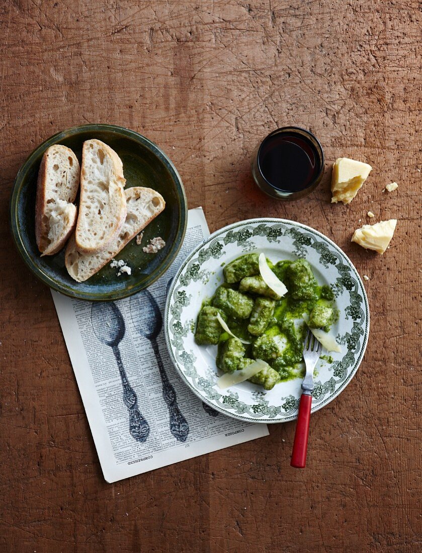 Gnocchi al pesto (gnocchi with pesto, Italy)