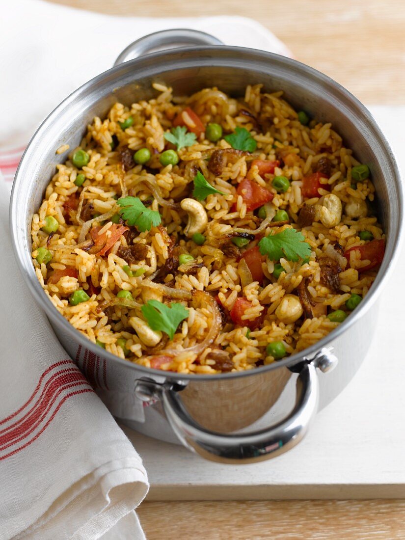 Pilau rice with vegetables and nuts