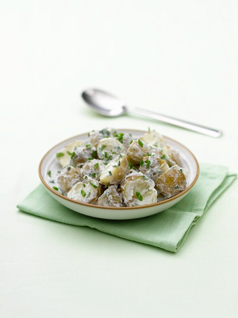 Potato salad with yogurt sauce