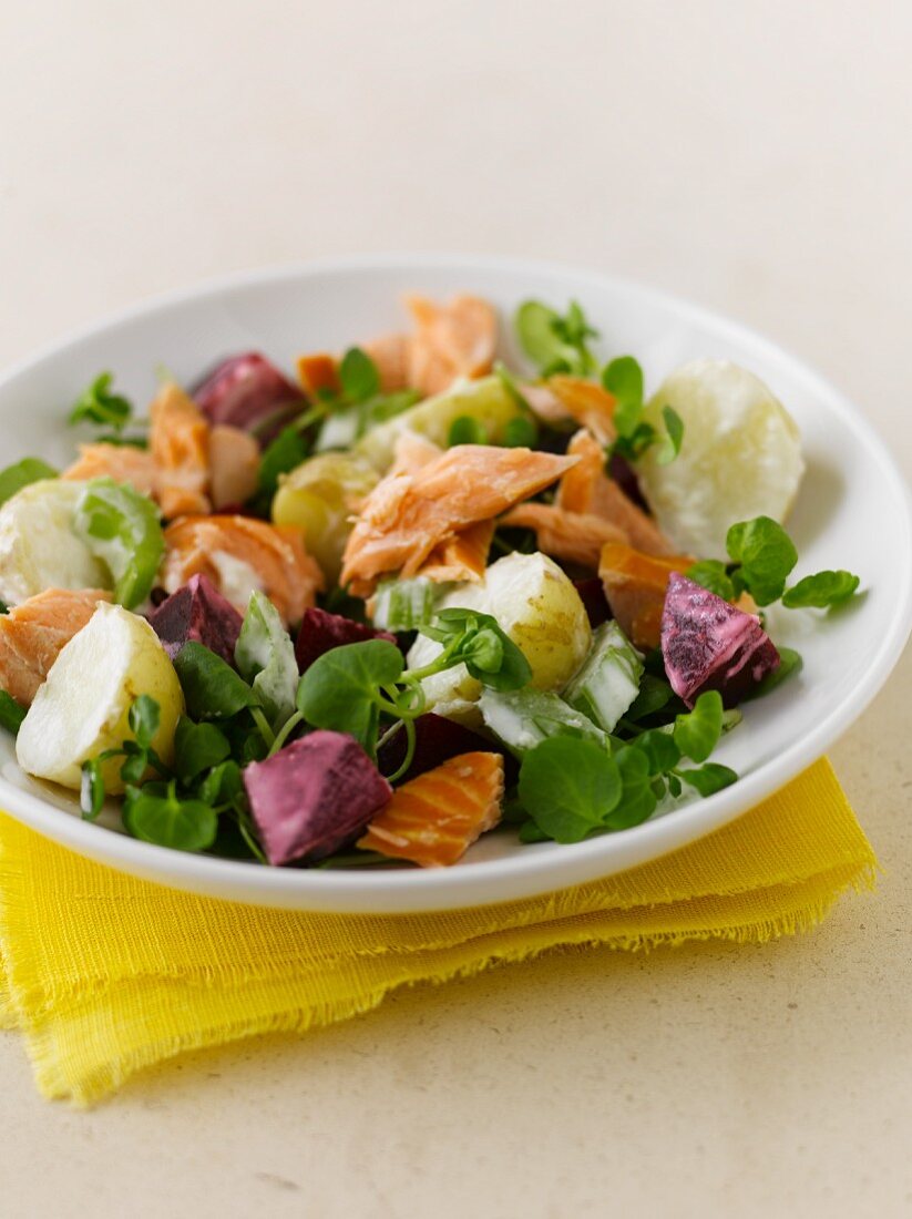 Salmon salad with potatoes and beetroot