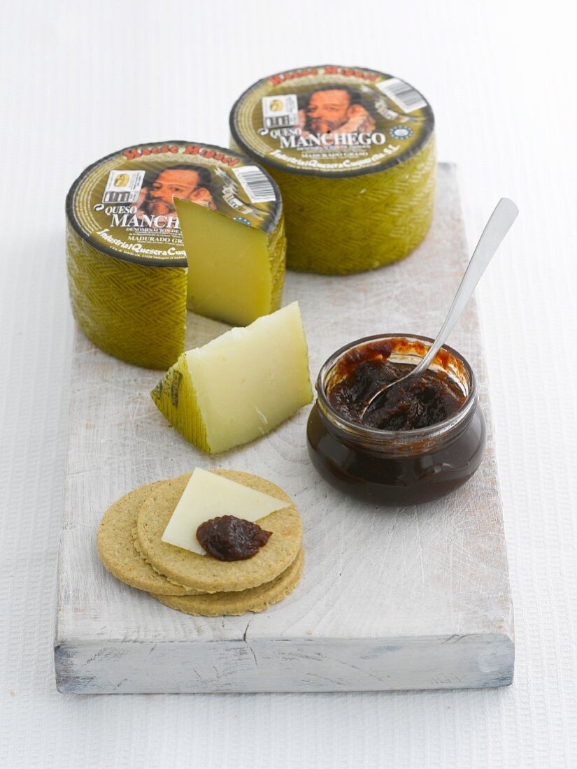 Manchego cheese, crackers and jam