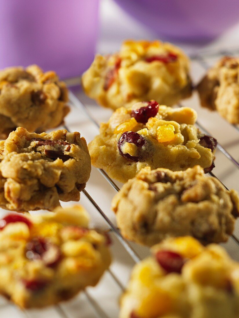Maple syrup and pecan nut cookies with apricots and cranberries