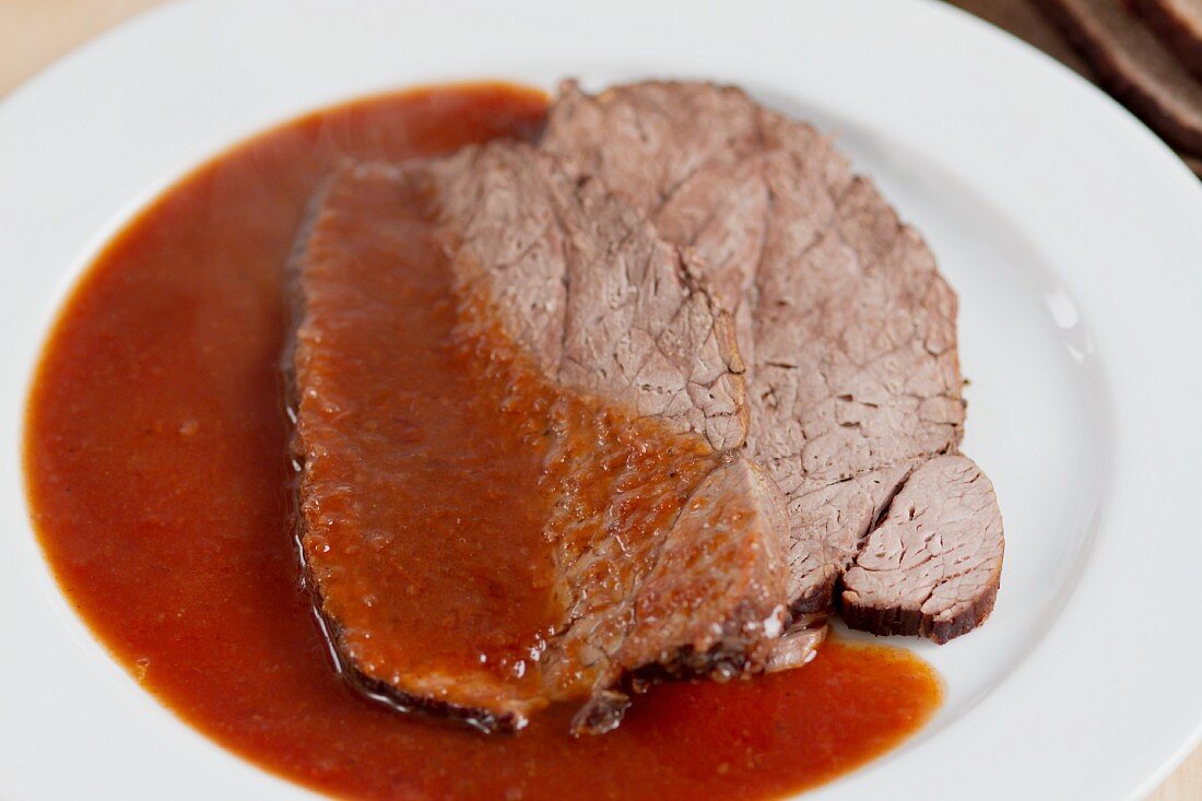 Roast beef with gravy