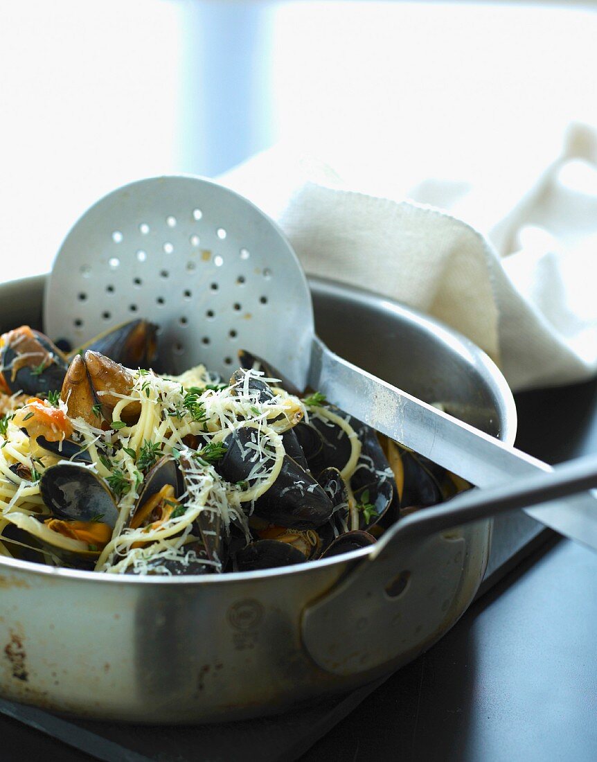 Pasta with mussels