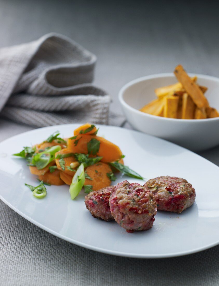 Burgers with a carrot salad