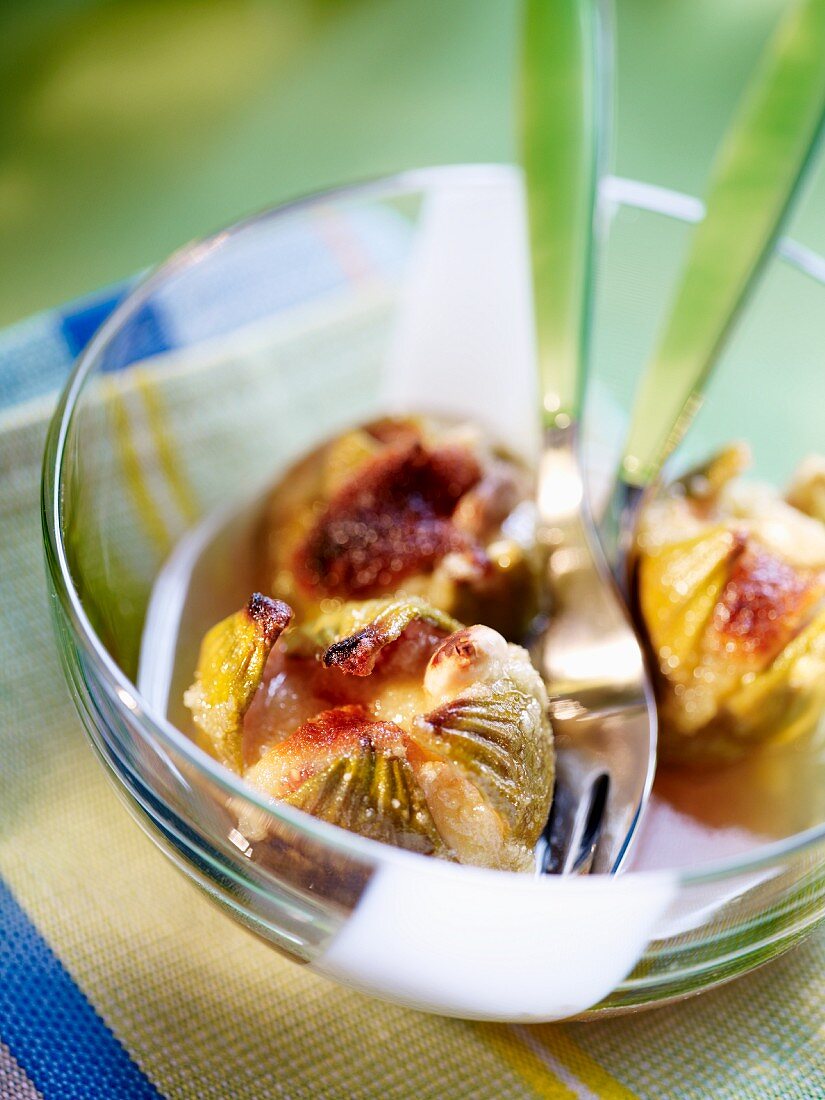 Fig with almond cream