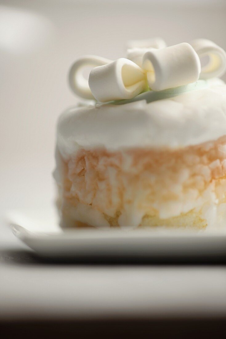 Individual Bakery Cake with White Icing Bow