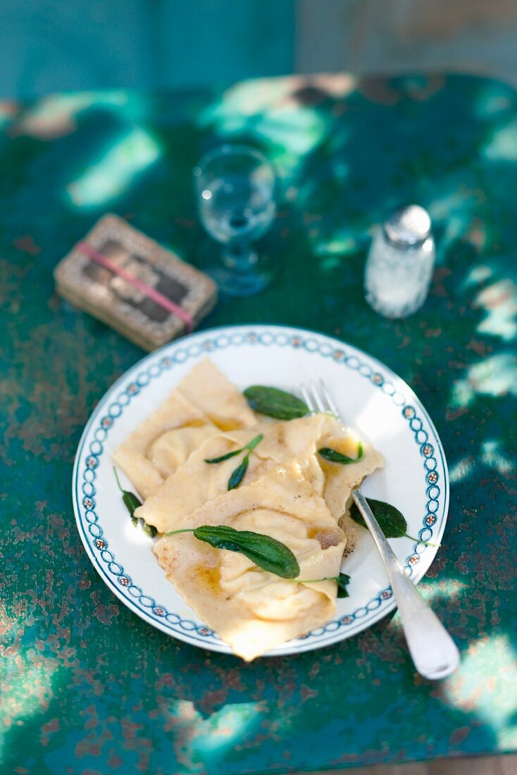Cheese-filled ravioli and sage butter