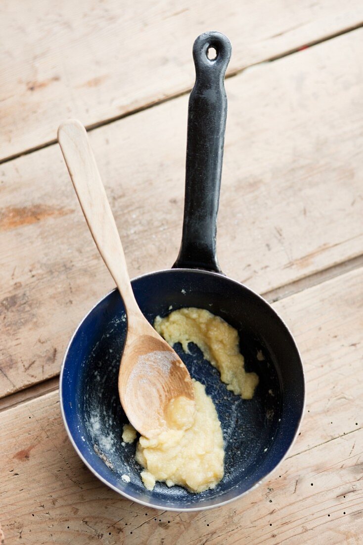 Flour and butter in a pan