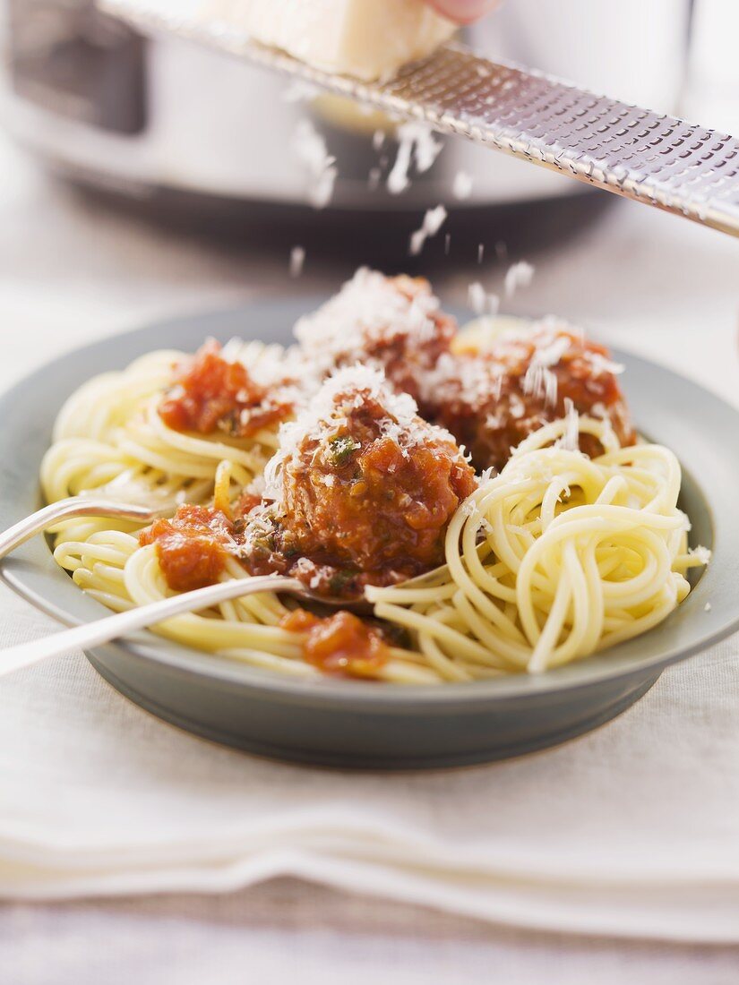 Spaghetti with meatballs and Marinara sauce