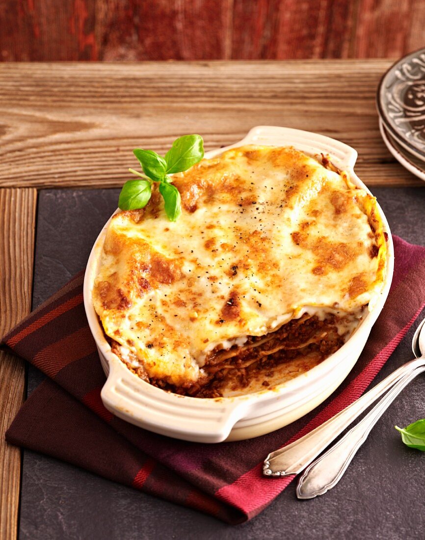 Lasagne al forno (Nudelauflauf mit Fleischsauce)