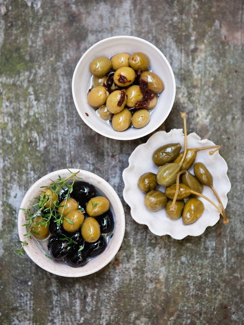 Oliven und Kapern