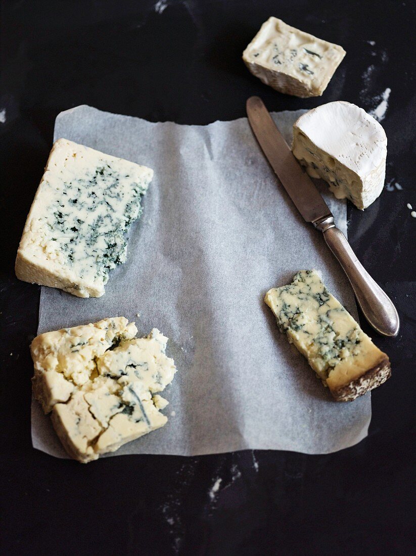 Various types of blue cheese