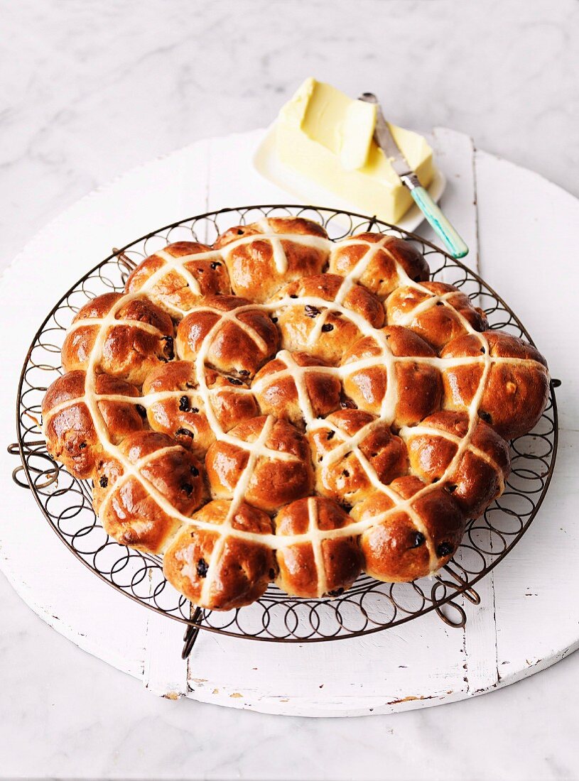 Hot cross buns on a wire rack