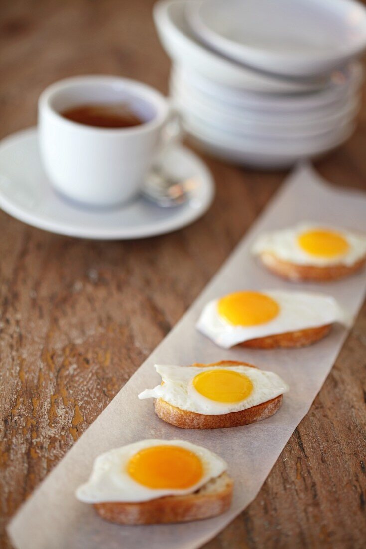 Fried egg on toast, coffee