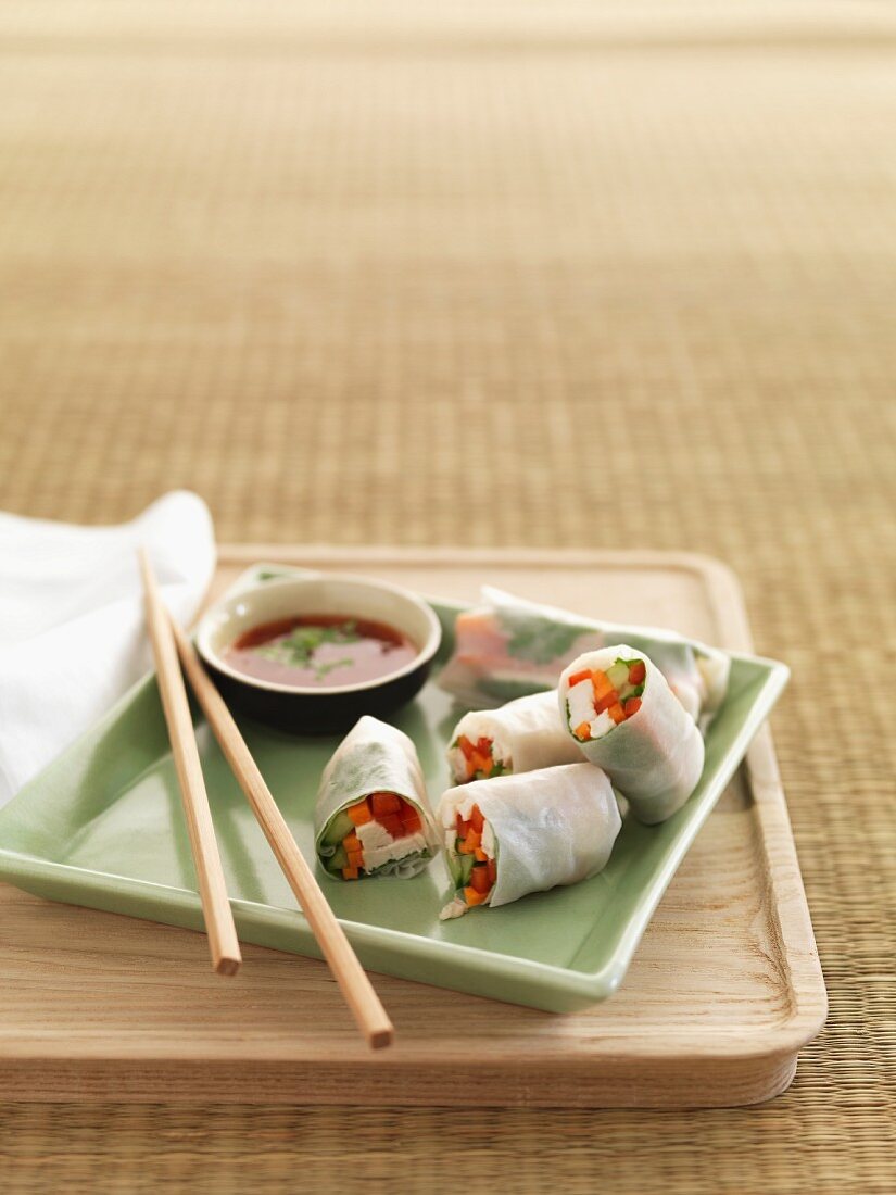 Rice paper rolls with a dip