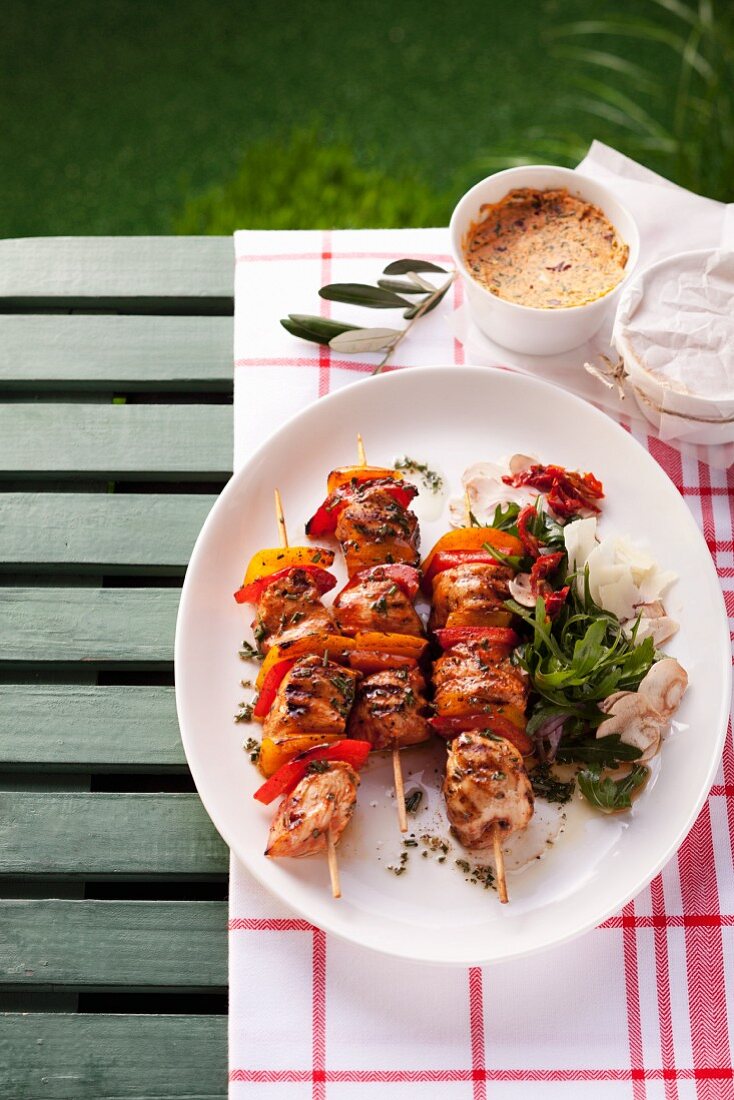 Grilled chicken and pepper kebabs