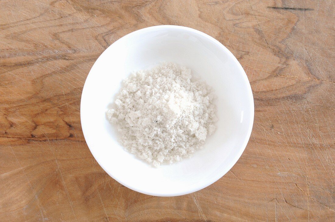 A bowl of Guérande salt from France