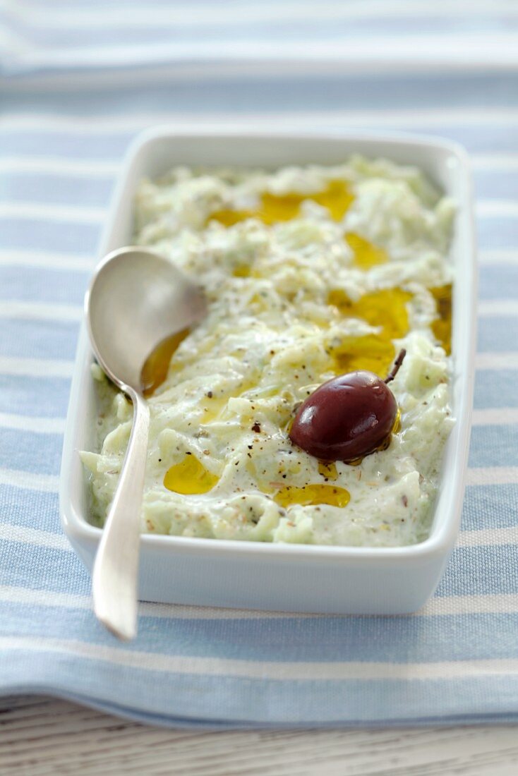 Tzatziki (cucumber yoghurt with olive oil, Greece)